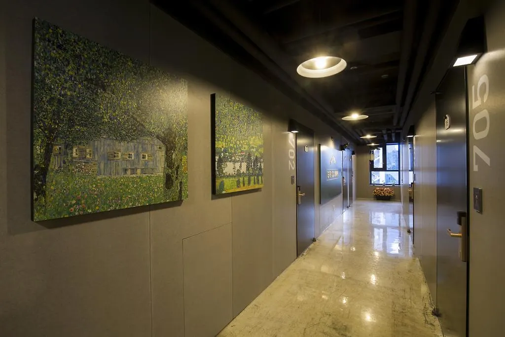 Grid Inn Hotel Seoul 3*,